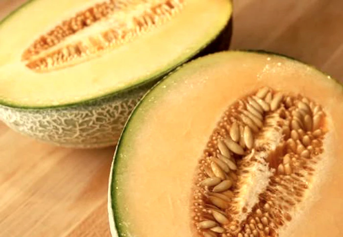 Muskmelon juice is a refreshing drink